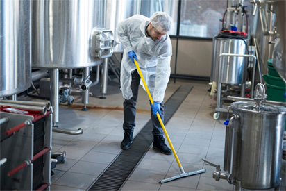 Warehouse-Cleaning